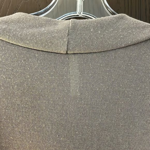 Lyss Loo cocoa colored shrug. All one piece with armholes. Size Large. - Picture 8 of 9